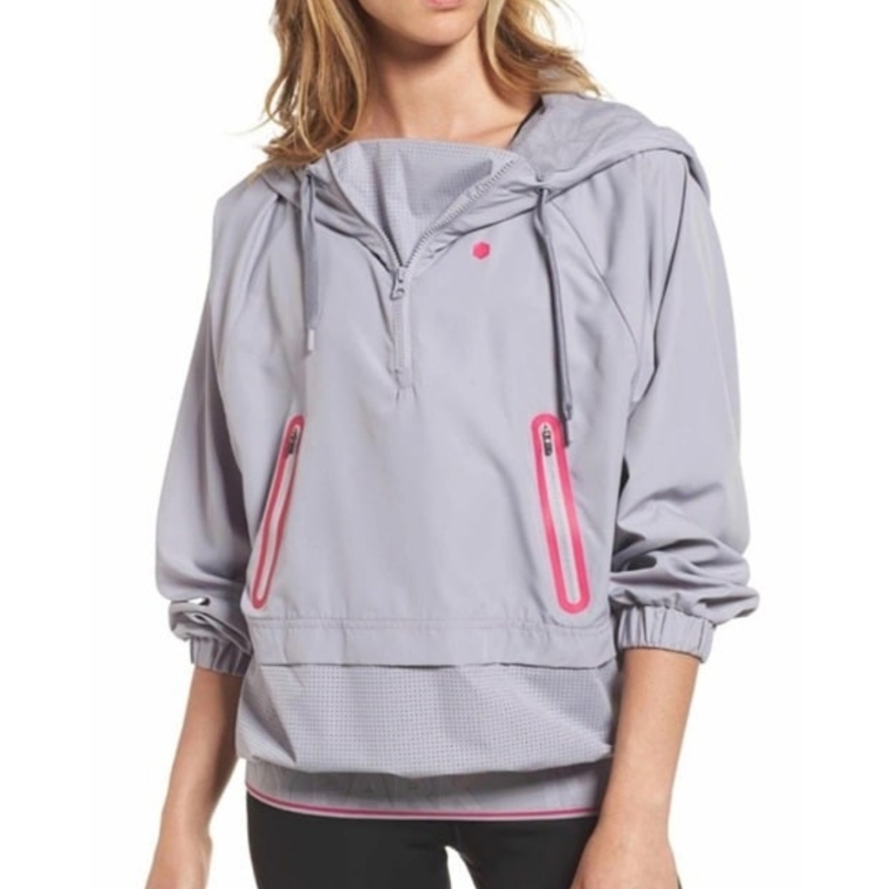 Ivy Park Oversize Perforated Panel Windbreaker Nylon Jacket Size XXS - Picture 2 of 9